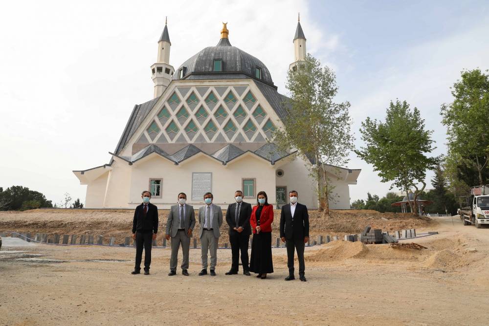 ÇÜ 57. Alay Şehitleri Camii İnşaatı Bitme Aşamasına Geldi