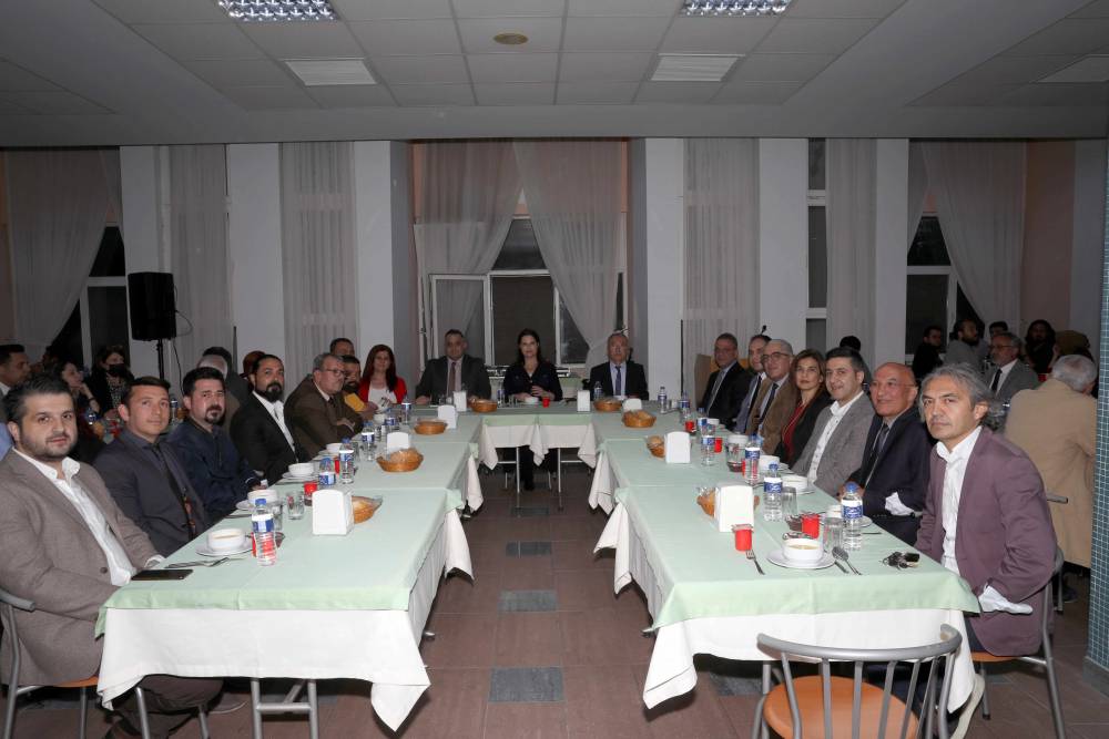 Çukurova Üniversitesi Akademik ve İdari Personeli İftar Yemeğinde Buluştu