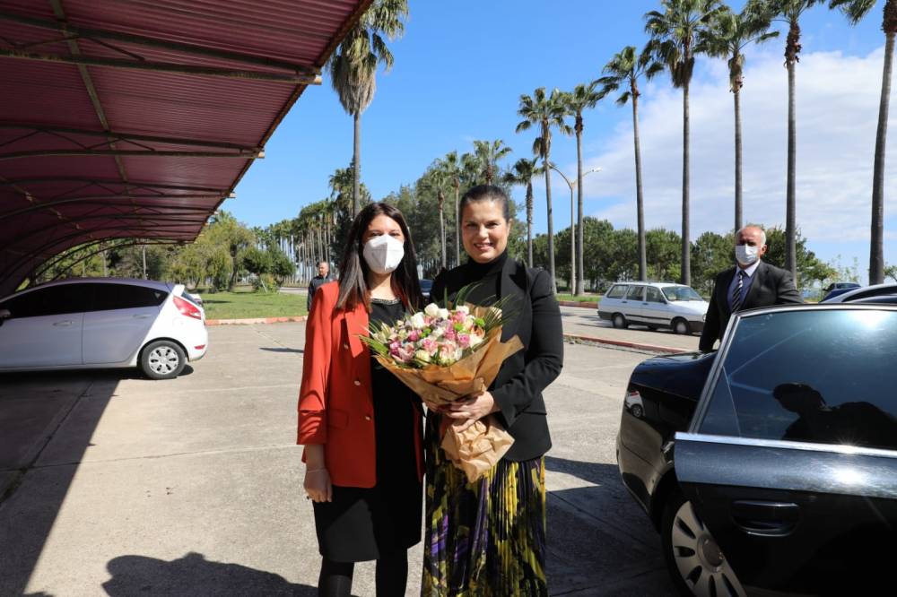 Rektör Prof. Dr. Tuncel Öğretim Elemanlarıyla Toplantılarına Devam Ediyor