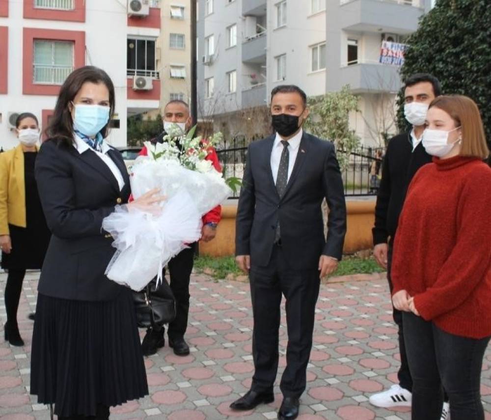Rektör Prof. Dr. Meryem Tuncel Devletin Çocuklarına Örnek Oldu