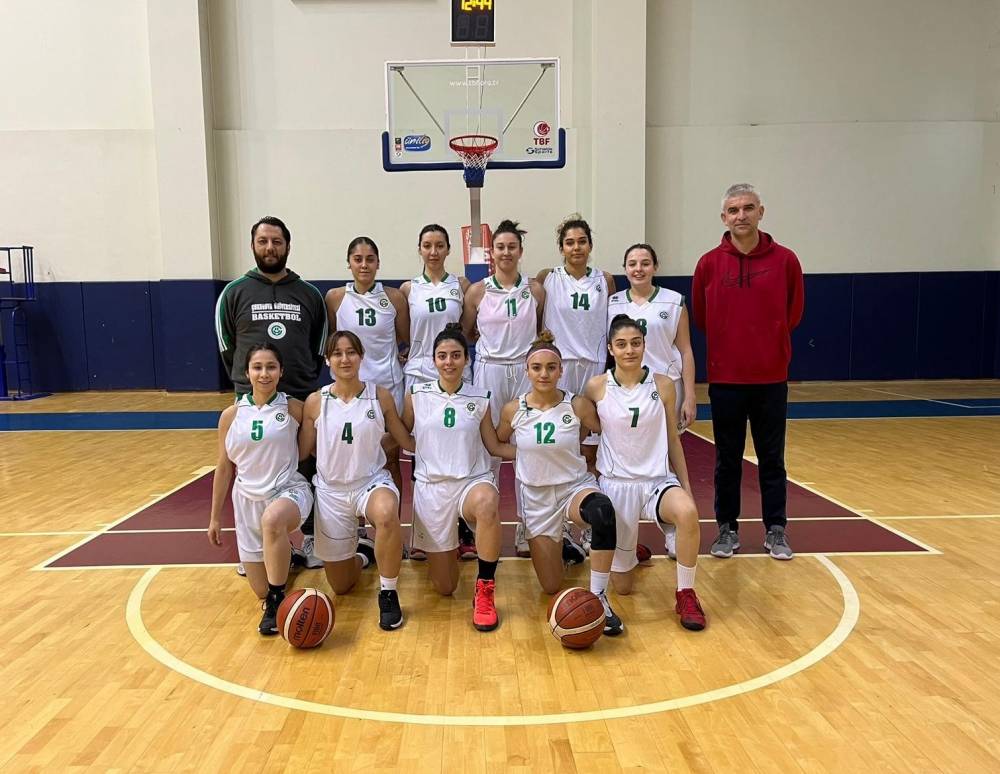 Çukurova Üniversitesi Basketbol Kadın ve Erkek Öğrenci Takımlarının Büyük Başarısı