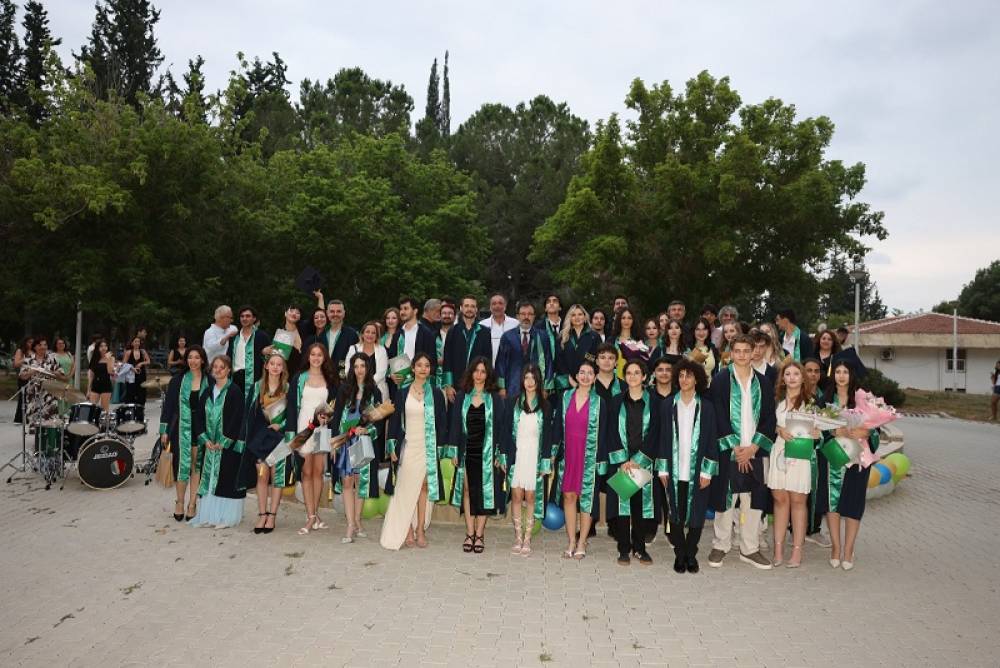 Çukurova Üniversitesi Devlet Konservatuvarında Mezuniyet Coşkusu
