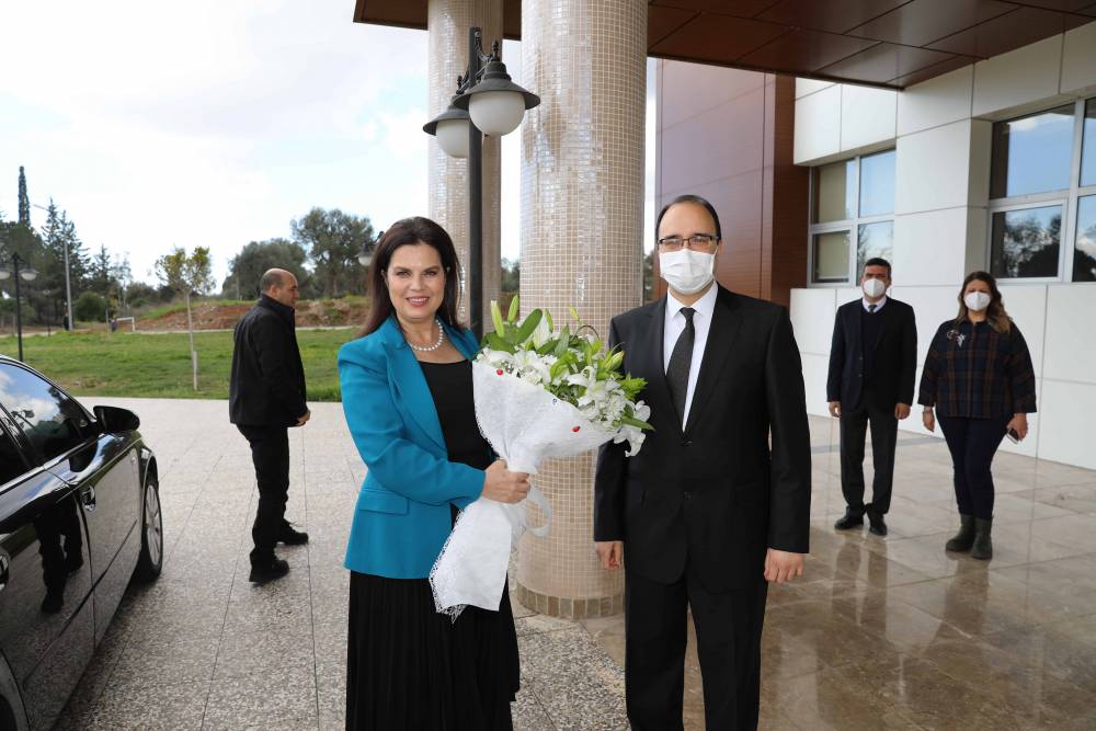 Rektör Prof. Dr. Tuncel, İİBF’yi ziyaret etti