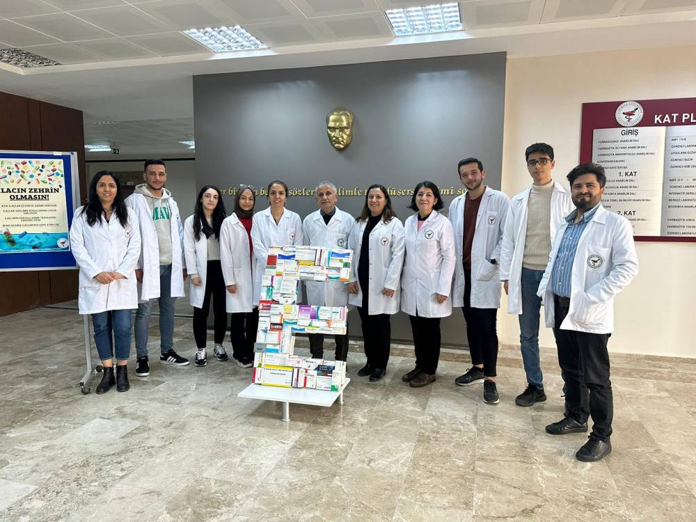 Tarihi Geçen İlaçlar İmha Edilmek Üzere Mutlaka Eczanelere Teslim Edilmeli