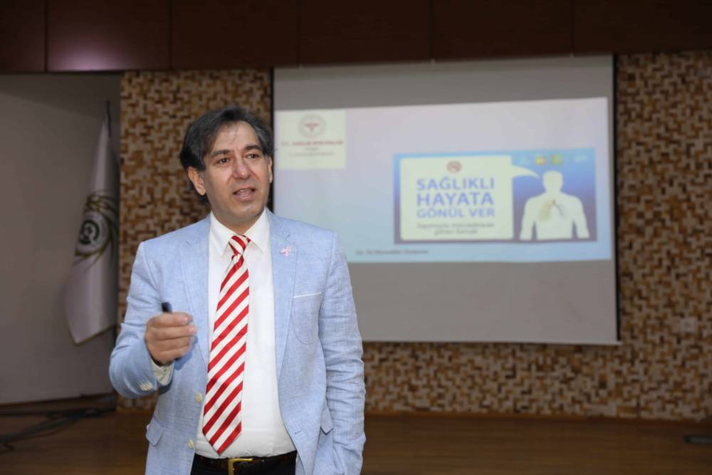 Çukurova Üniversitesinde Sigarayı Bırakma Eğitimi Verildi