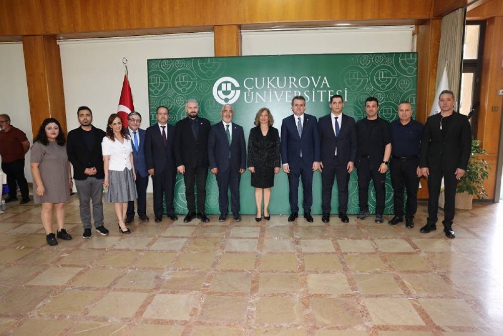 Çukurova Üniversitesinde Geleneksel Bayramlaşma Töreni Gerçekleştirildi