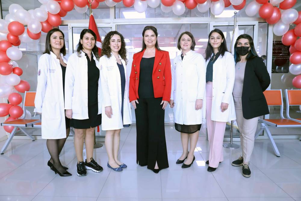 Restoratif Diş Tedavisi Kliniği Hizmete Açıldı. 