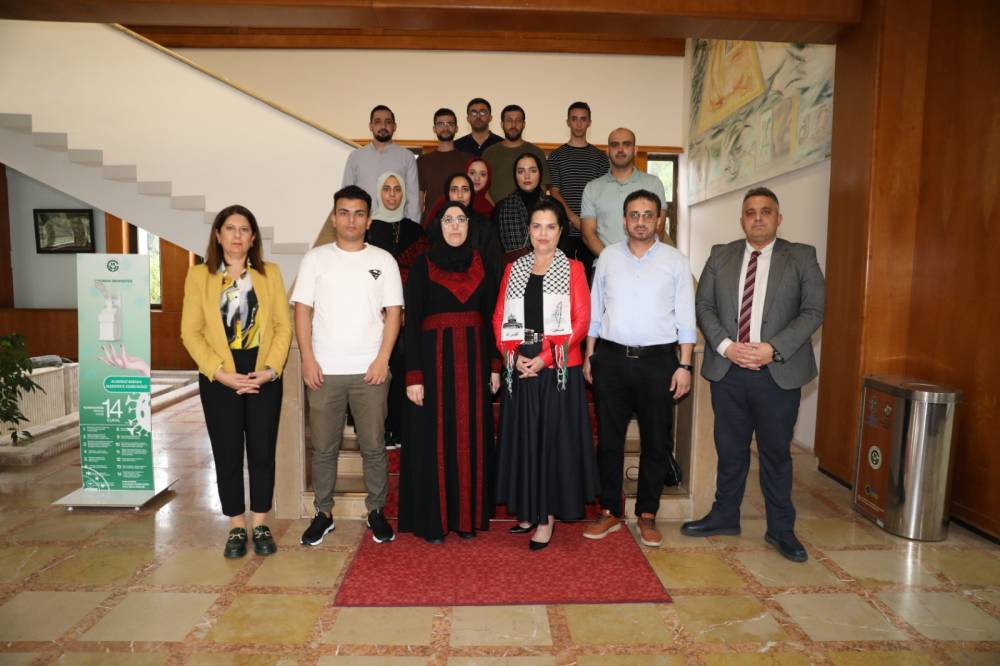 Rektör Prof. Dr. Tuncel Filistinli Öğrencilerle Bir Araya Geldi