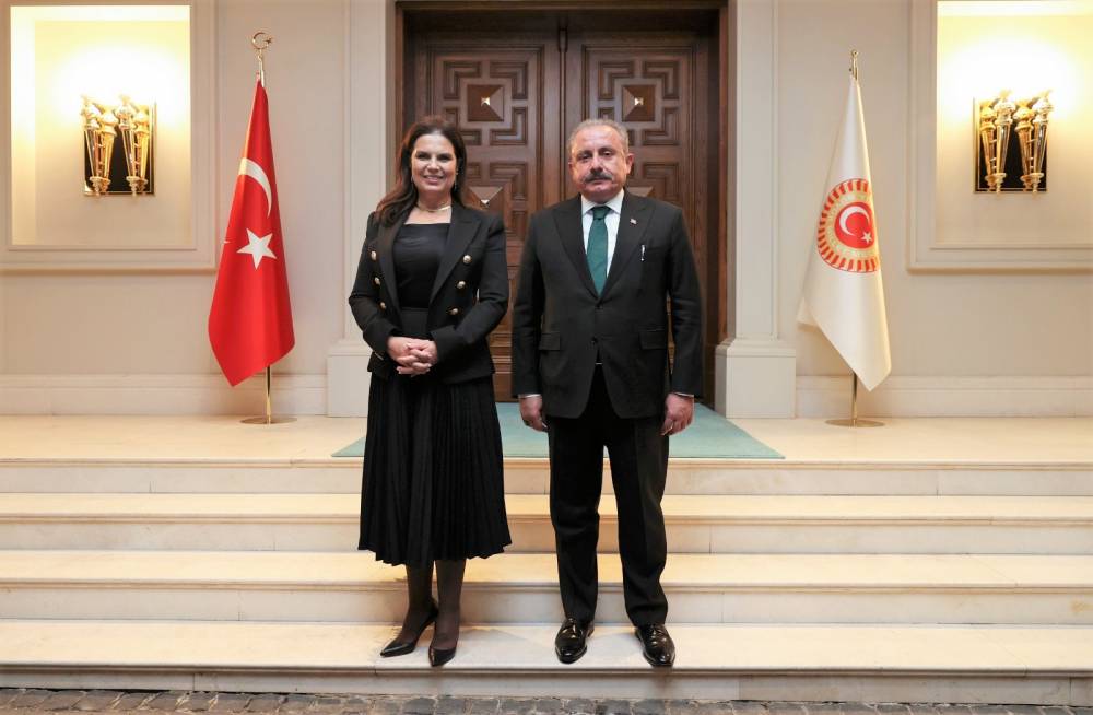 Rektör Prof. Dr. Meryem Tuncel’e ‘Kadın Liderler Projesi’ Kapsamında Ödül…