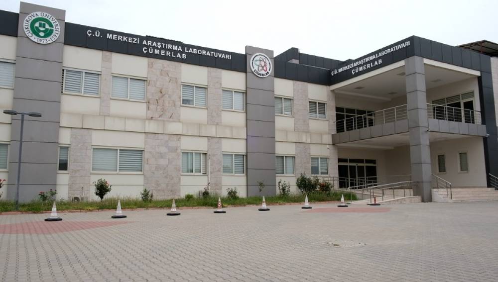 Çukurova Üniversitesi Merkezi Araştırma Laboratuvarı (ÇÜMERLAB), TÜRKAK Akreditasyon Sertifikasını Almaya Hak Kazandı